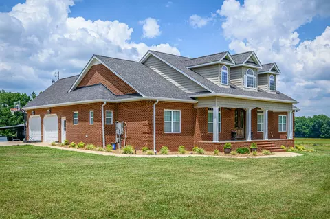 775 Ivy Lake Rd, Morrison, TN 37357 photo 4