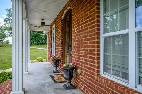775 Ivy Lake Rd, Morrison, TN 37357 photo 6