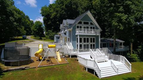 297 Galbreth Rd, Lynchburg, TN 37352
