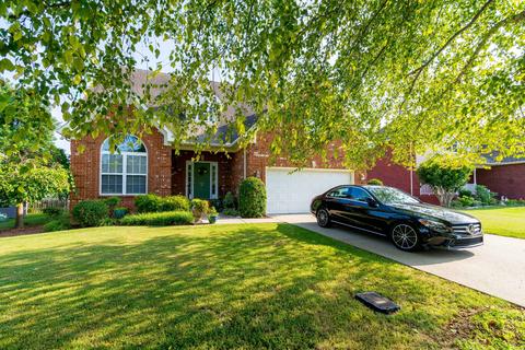 206 Black Bear Trl, Murfreesboro, TN 37127 photo 2