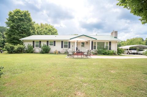 457 Waterloo Rd, Westpoint, TN 38486 photo 3