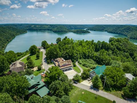 151 Dillon Rd, Baxter, TN 38544 photo 1