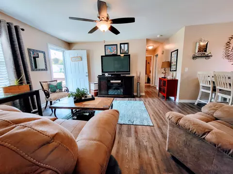 119 Greystone Dr, Springfield, TN 37172 photo 2