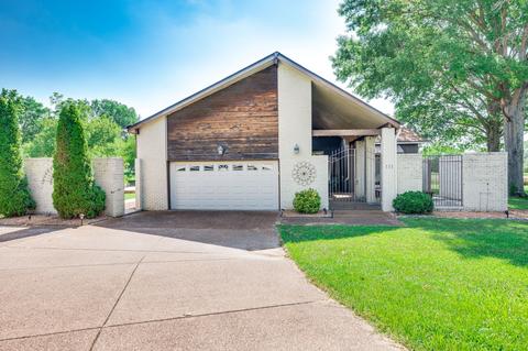 111 Pinehurst Dr, Franklin, TN 37069 photo 2