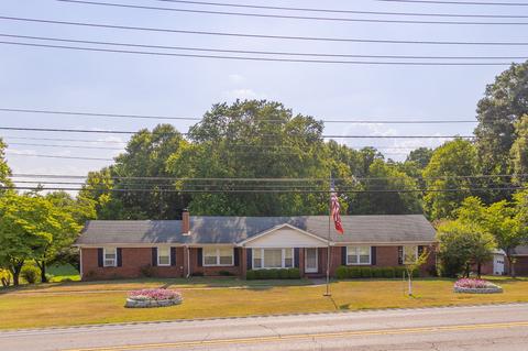 2126 Trenton Rd, Clarksville, TN 37040