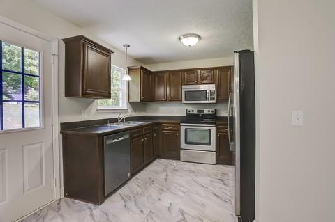 216 Dimaggio Dr, Springfield, TN 37172 photo 10