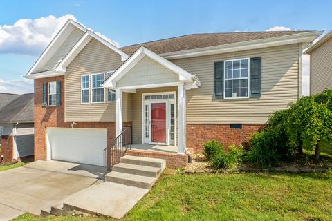 444 Berry Cir, Springfield, TN 37172 photo 1