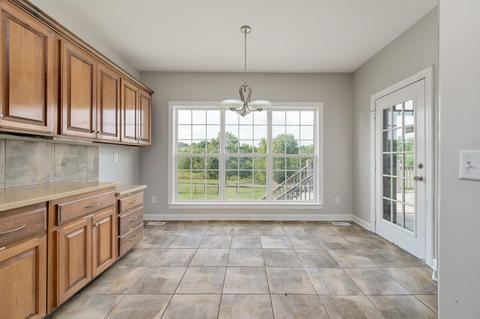 504 Trinity Ln, Burns, TN 37029 photo 7