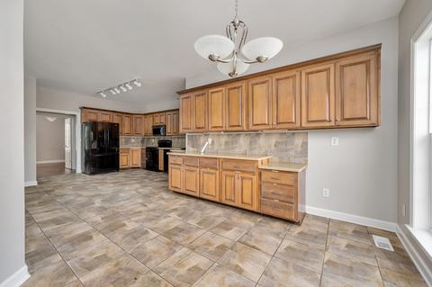 504 Trinity Ln, Burns, TN 37029 photo 6