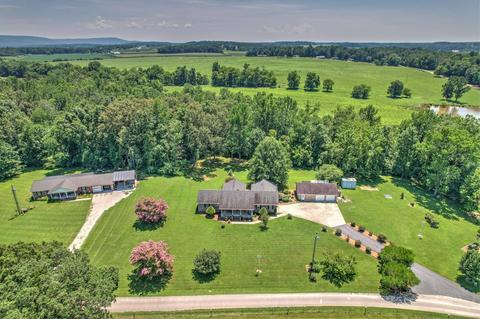 210 Eric Mcmahan Ln, Morrison, TN 37357 photo 8