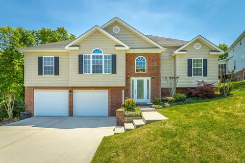 6718 River Stream Dr, Harrison, TN 37341 photo 2