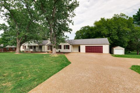 325 E Marthona Rd, Madison, TN 37115 photo 3