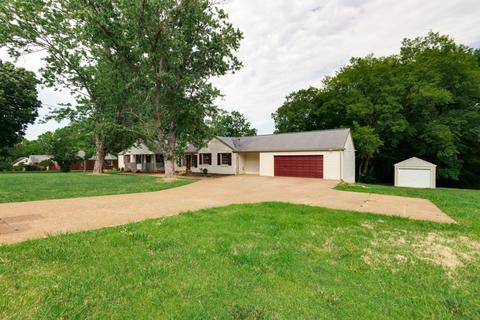 325 E Marthona Rd, Madison, TN 37115 photo 2