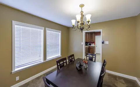 210 E Main St, Stevenson, AL 35772 photo 9