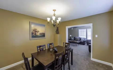 210 E Main St, Stevenson, AL 35772 photo 8