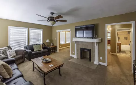 210 E Main St, Stevenson, AL 35772 photo 7