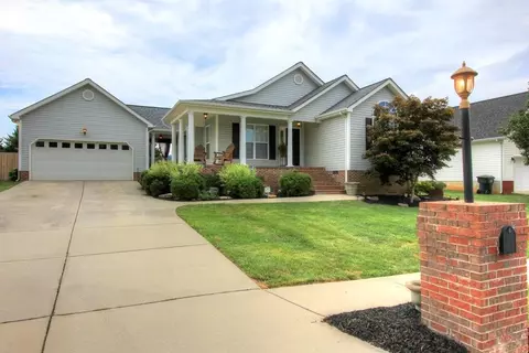 154 Bluff View Dr, Ringgold, GA 30736 photo 1