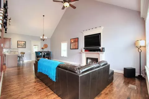 8595 Maple Valley Dr, Chattanooga, TN 37421 photo 5
