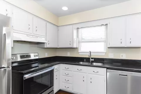 7425 Davis Mill Cir, Harrison, TN 37341 photo 10