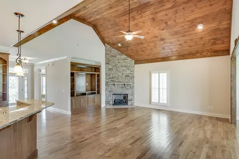 8575 Stack Rock Ln, Ooltewah, TN 37363 photo 9