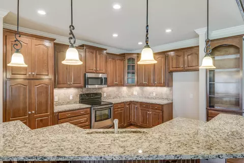 8575 Stack Rock Ln, Ooltewah, TN 37363 photo 6