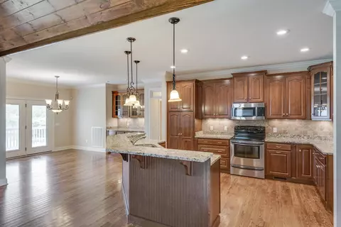 8575 Stack Rock Ln, Ooltewah, TN 37363 photo 5