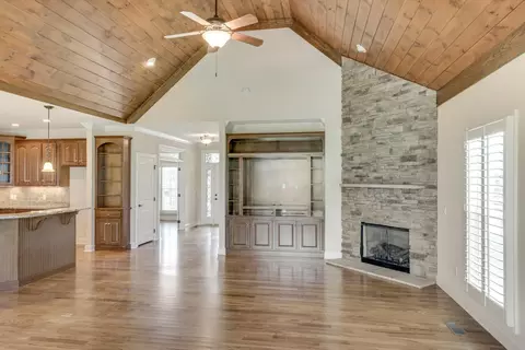 8575 Stack Rock Ln, Ooltewah, TN 37363 photo 12