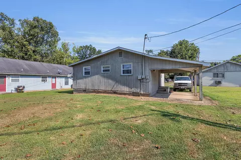 405 W 3rd St, Jasper, TN 37347 photo 1