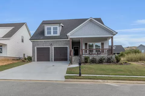8905 Silver Maple Dr, Ooltewah, TN 37363 photo 2