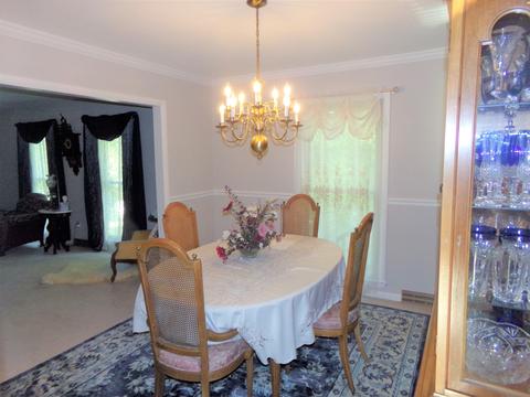 1306 Jackson Dr, Pulaski, TN 38478 photo 8