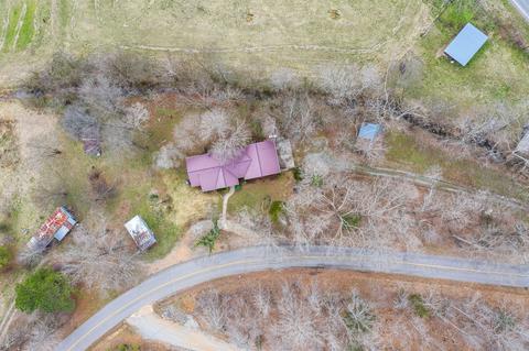 1860 Mcwhorter Rd, Cunningham, TN 37052 photo 4
