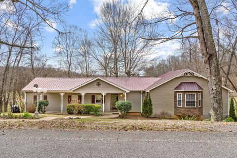 1860 Mcwhorter Rd, Cunningham, TN 37052 photo 2