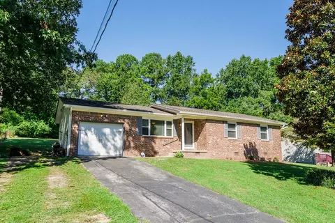 89 Barton St, Ringgold, GA 30736 photo 2