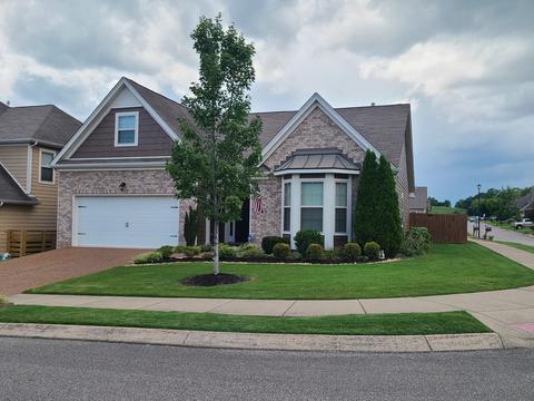 3033 Alan Dr, Spring Hill, TN 37174 photo 1