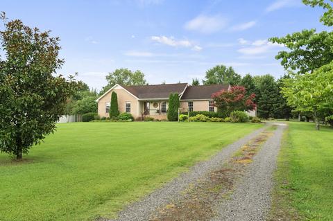 7313 W Cook Rd, Springfield, TN 37172 photo 1