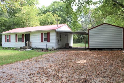 1750 Yuma Rd, Wildersville, TN 38388