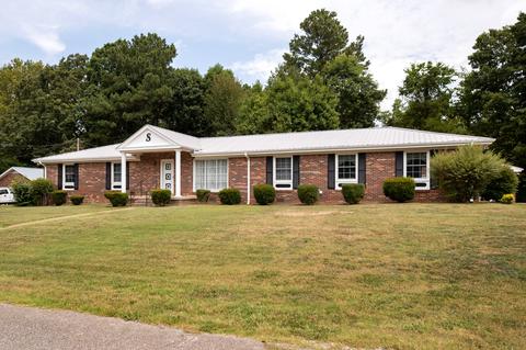 1708 Bellwood Dr, Centerville, TN 37033