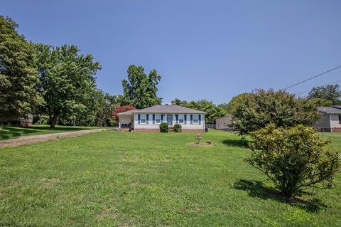 4230 Kinneys Rd, Springfield, TN 37172 photo 1