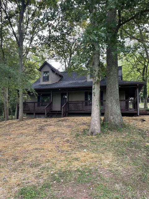 207 Chipman Rd, Bethpage, TN 37022 photo 4