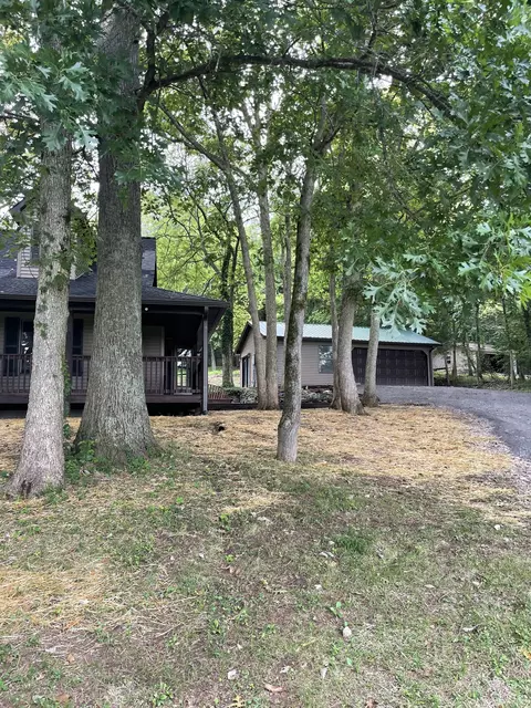 207 Chipman Rd, Bethpage, TN 37022 photo 5