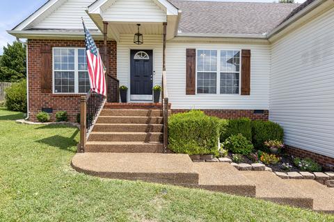 2952 Hearthside Dr, Spring Hill, TN 37174 photo 2