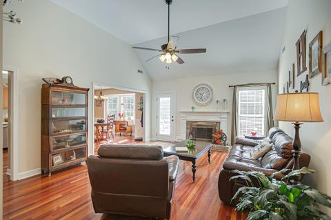 1740 Shane Dr, Spring Hill, TN 37174 photo 5