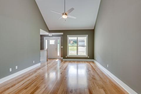 226 Stephen St, Dickson, TN 37055 photo 6