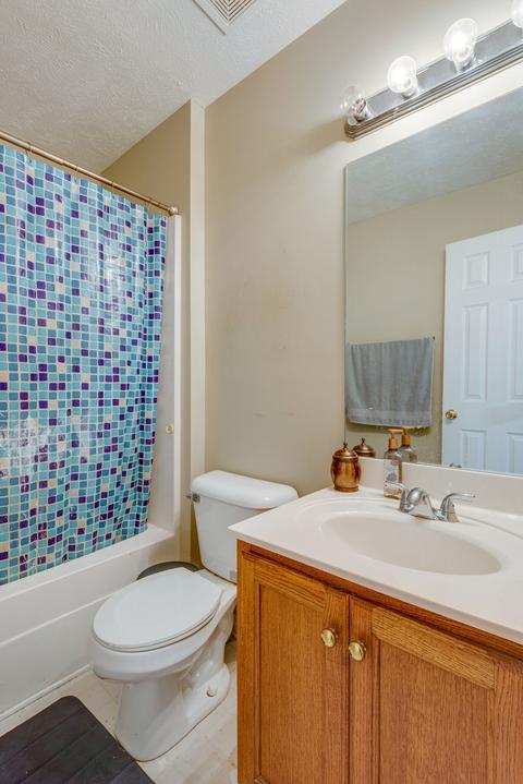 105 Post Oak Ct, Dickson, TN 37055 photo 11