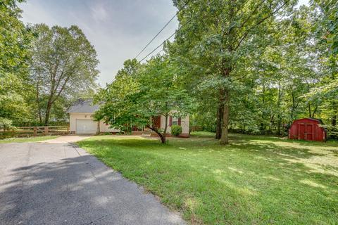 105 Post Oak Ct, Dickson, TN 37055 photo 4