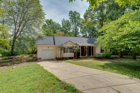 105 Post Oak Ct, Dickson, TN 37055 photo 1