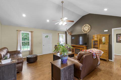 1070 Dennis Latham Rd, Beech Bluff, TN 38313 photo 5