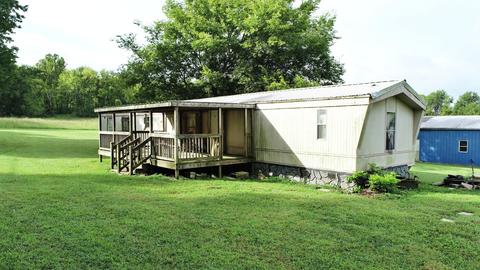 1036 Scott Rd, Bethpage, TN 37022 photo 1