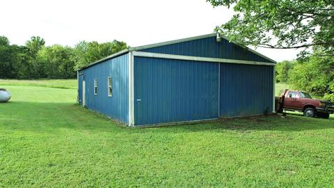 1036 Scott Rd, Bethpage, TN 37022 photo 2