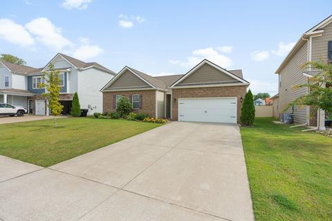 6415 Birchtree Dr, Murfreesboro, TN 37128 photo 2